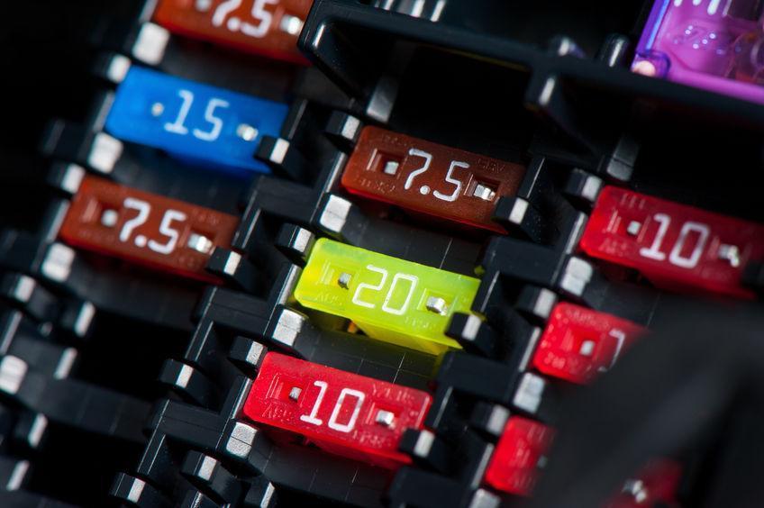 Sekring mobil tumbnail google